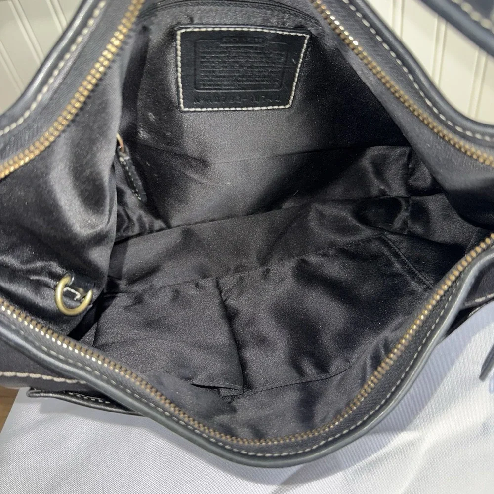 COACH Ergo Black Leather Crescent Shoulder Bag Purse Handbag Y2K